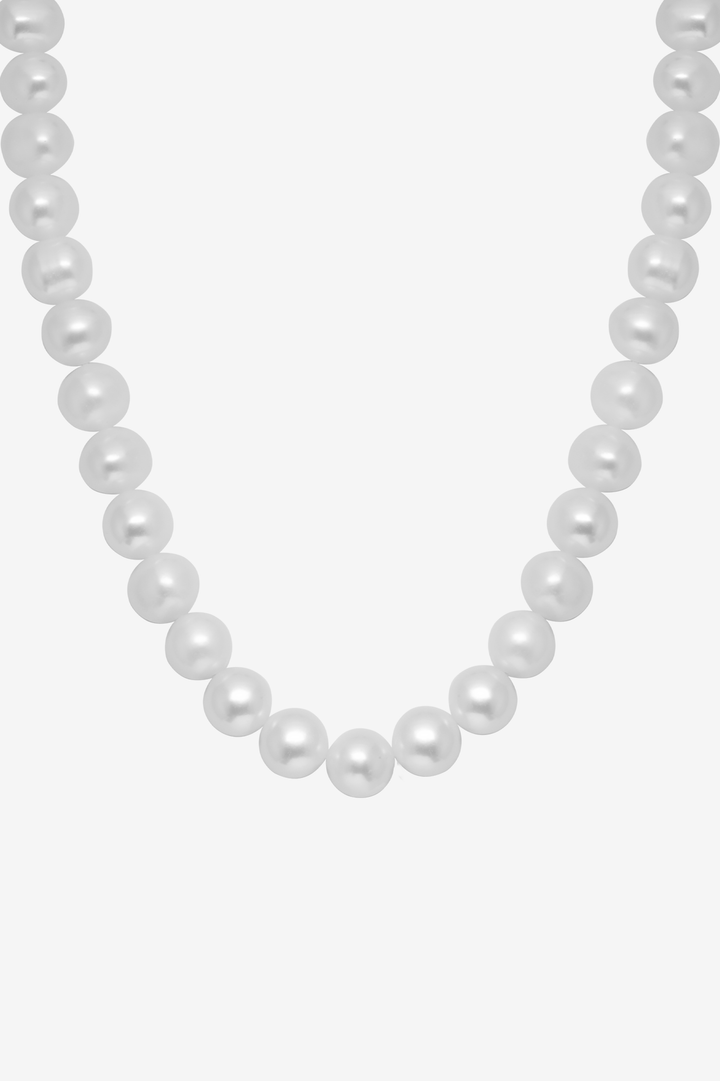 Medium Classic Pearl Necklace