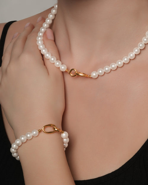 Classic Pearl Hoop-Link Necklace