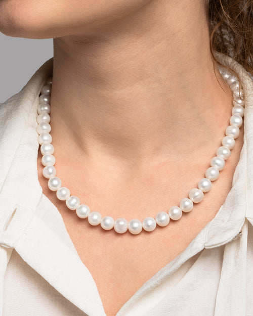 Medium Classic Pearl Necklace