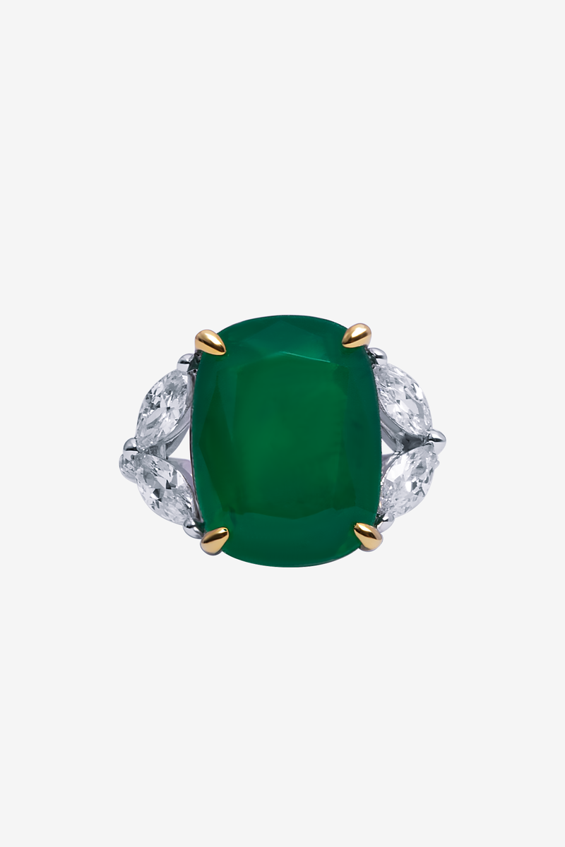 Emerald Gem Claw Ring